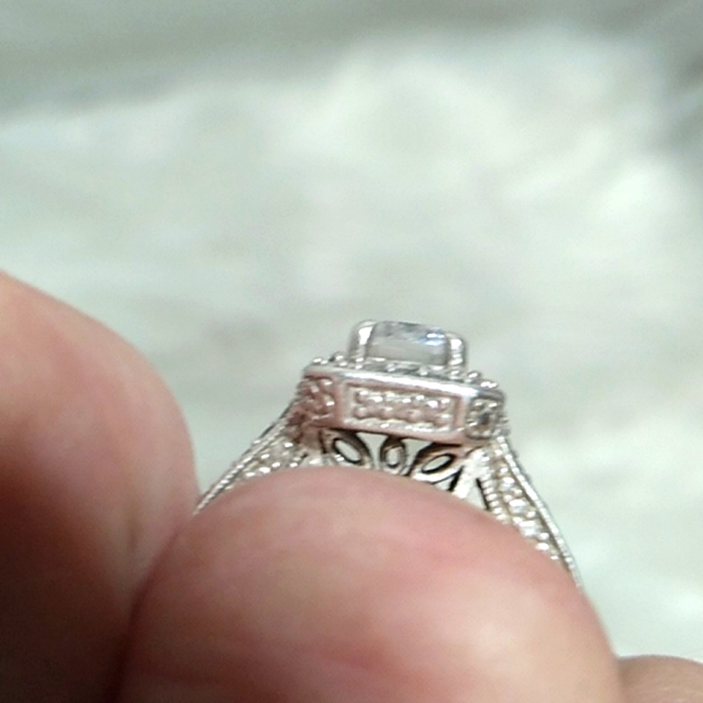 FINAL SALE! Stunning Sterling Silver 925 Cz Ring ๐ Size 7 - Picture 3 of 14